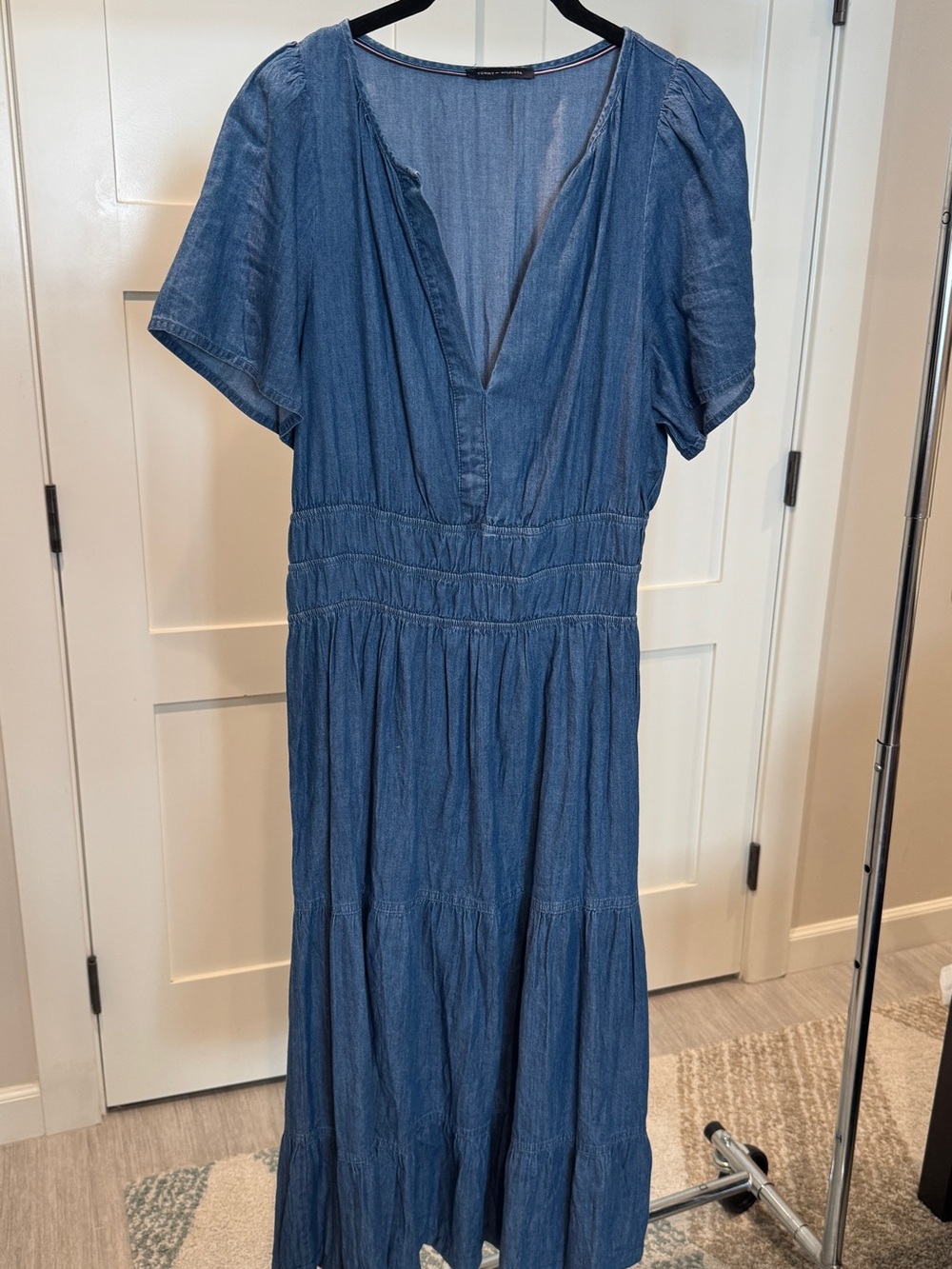 Tommy Hilfiger Chambray Tiered Maxi Dress Medium Blue - Picture 3 of 4